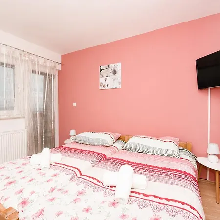 Apartment Berekin *